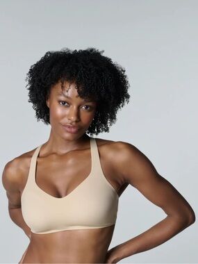 HUUG Daily Embrace Adjustable Wireless Bra Beige Stone NWT Style H230001 Size XS